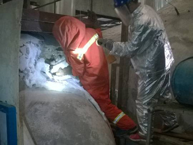 �ߜ�����������©���������C�������